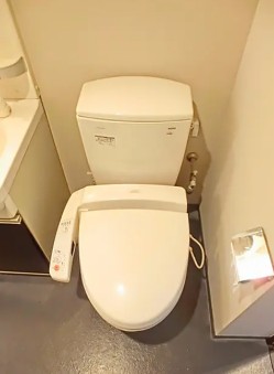 トイレ　トイレ
