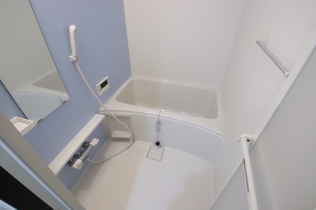 バス・シャワールーム　※別室の参考写真の為、現況優先です。