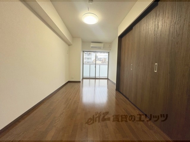 居室・リビング　居室