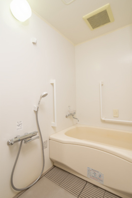 バス・シャワールーム　弊社は都内全域の物件をご紹介可能です！