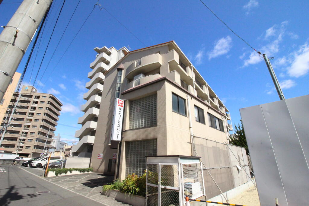 建物外観　外観です！