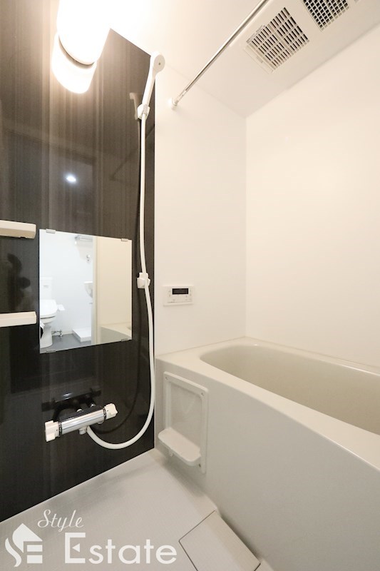 バス・シャワールーム　バスルーム