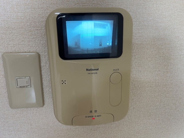セキュリティ　カメラ付インターホン
