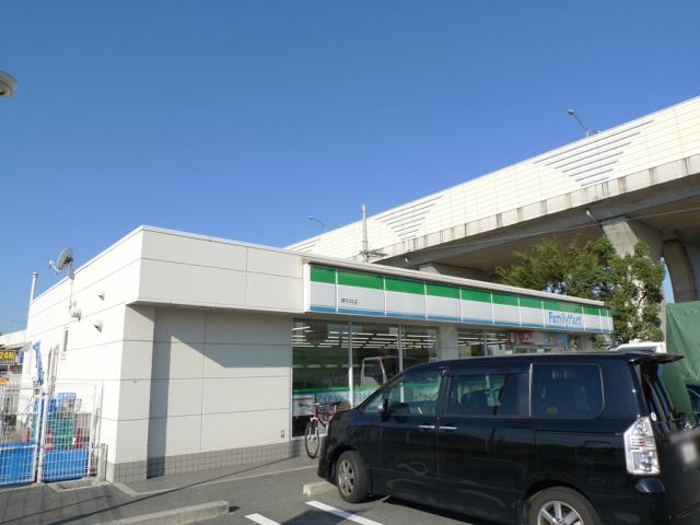 コンビニ　ファミリーマート（コンビニ）まで1597m