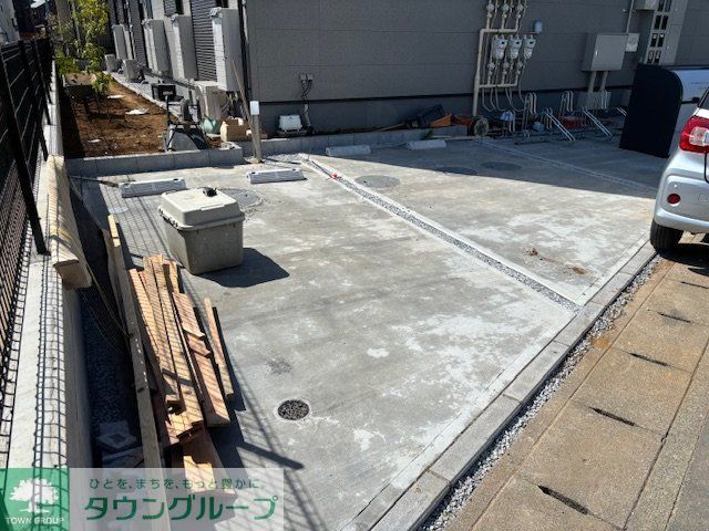 駐車場　駐車場