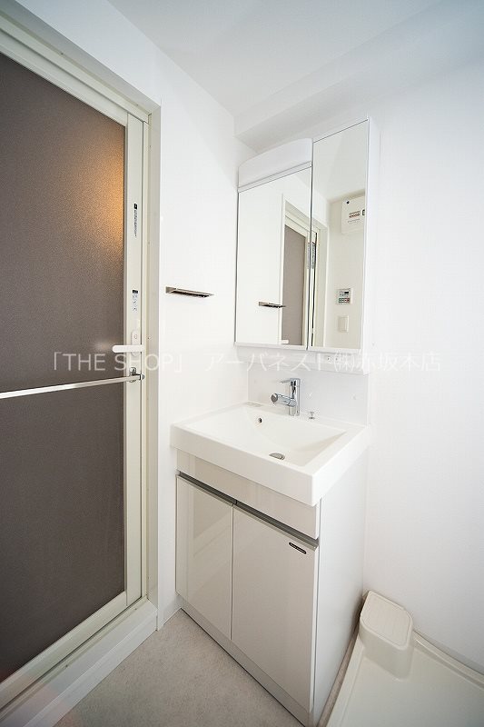 洗面設備　独立洗面台