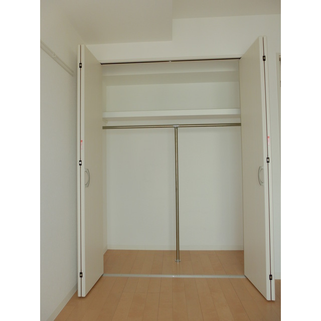 収納　洋室収納