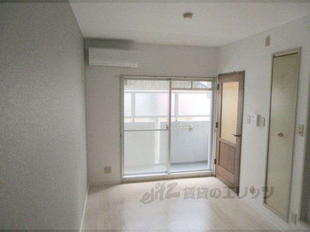 居室・リビング　洋室