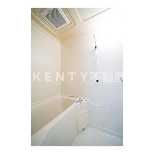 バス・シャワールーム　ゆったり過ごせるお風呂です