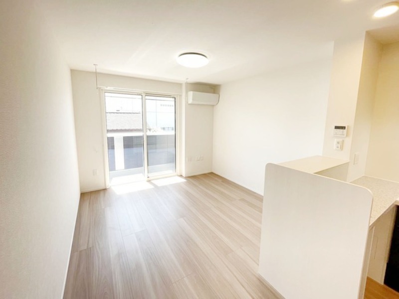 居室・リビング　図面と現状に相違がある場合には現状を優先