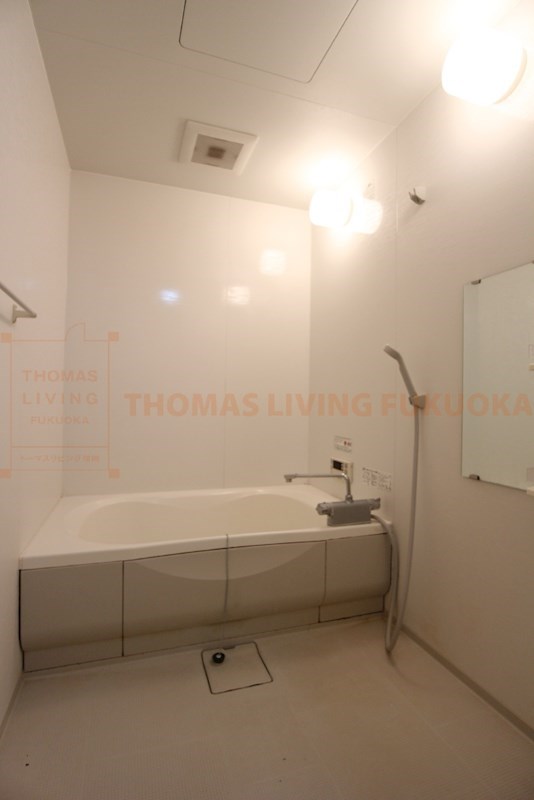 バス・シャワールーム　浴室