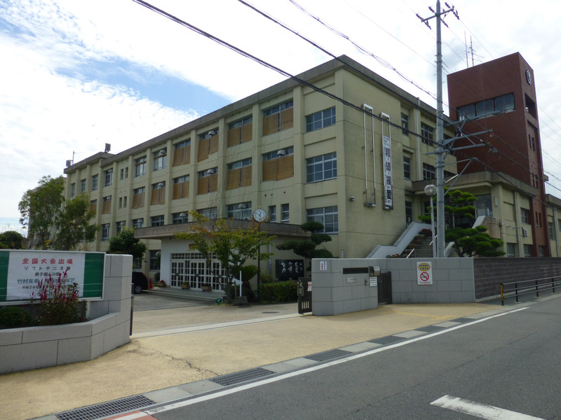 中学校　都南中学校（中学校）まで1868m