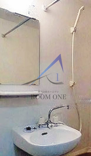 洗面設備　洗面台です。