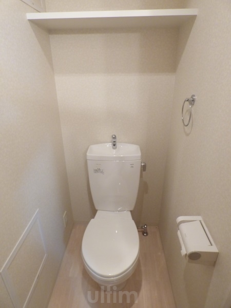 トイレ　※別のお部屋の写真です