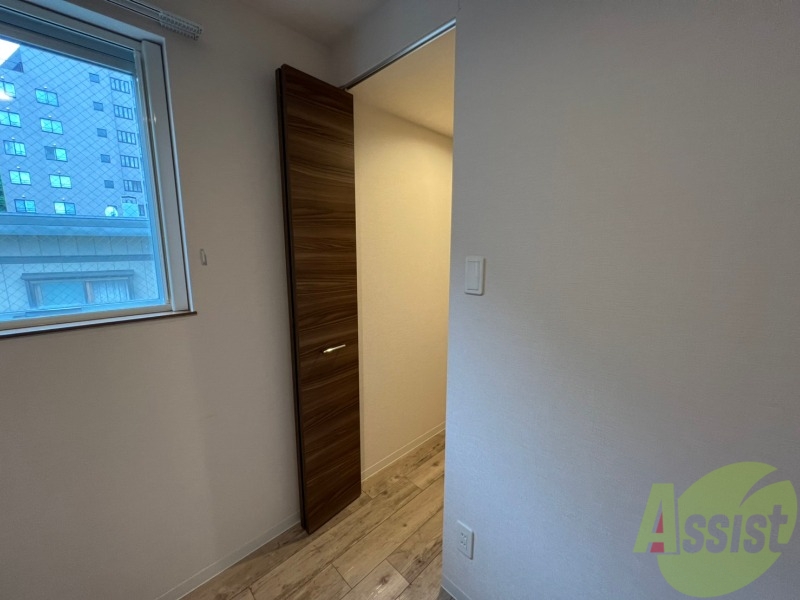 収納　寝室にあったクローゼット。荷物がたくさんあっても大丈夫。