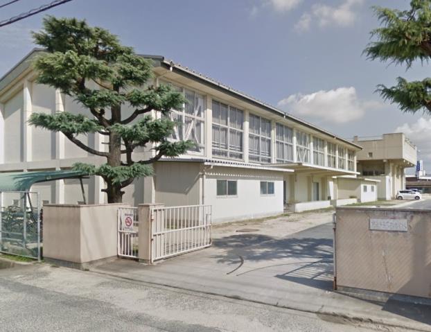 中学校　鷹取中学校（中学校）まで465m