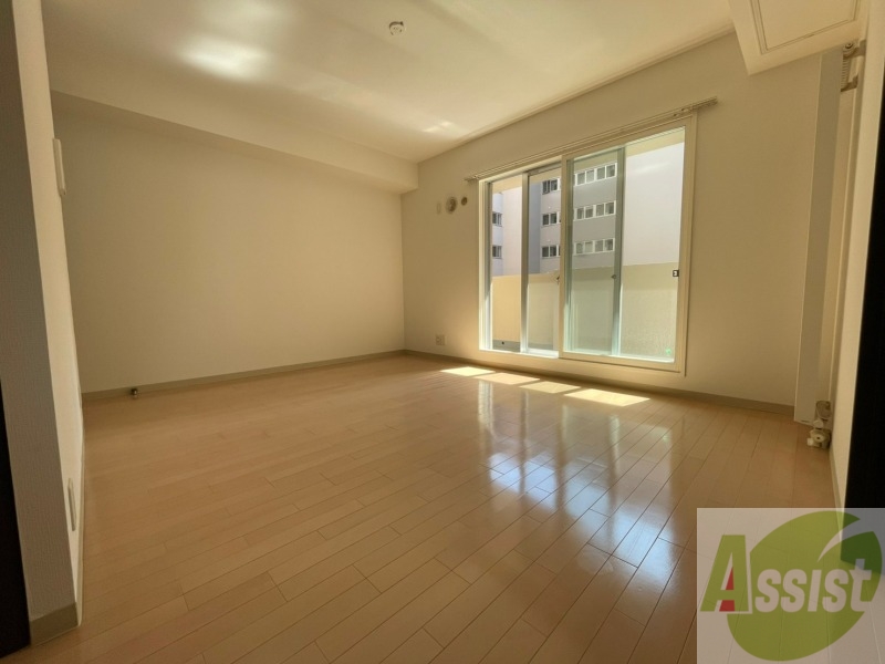 居室・リビング　広くてキレイなＬＤＫが広がっていて、充実した生活が送れそう。