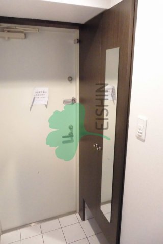 玄関　下駄箱もしっかりついてます！