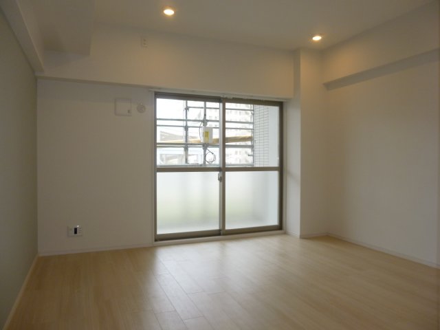 居室・リビング　同型モデル