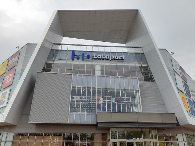 ショッピングセンター　ららぽーと沼津（ショッピングセンター）まで2900m