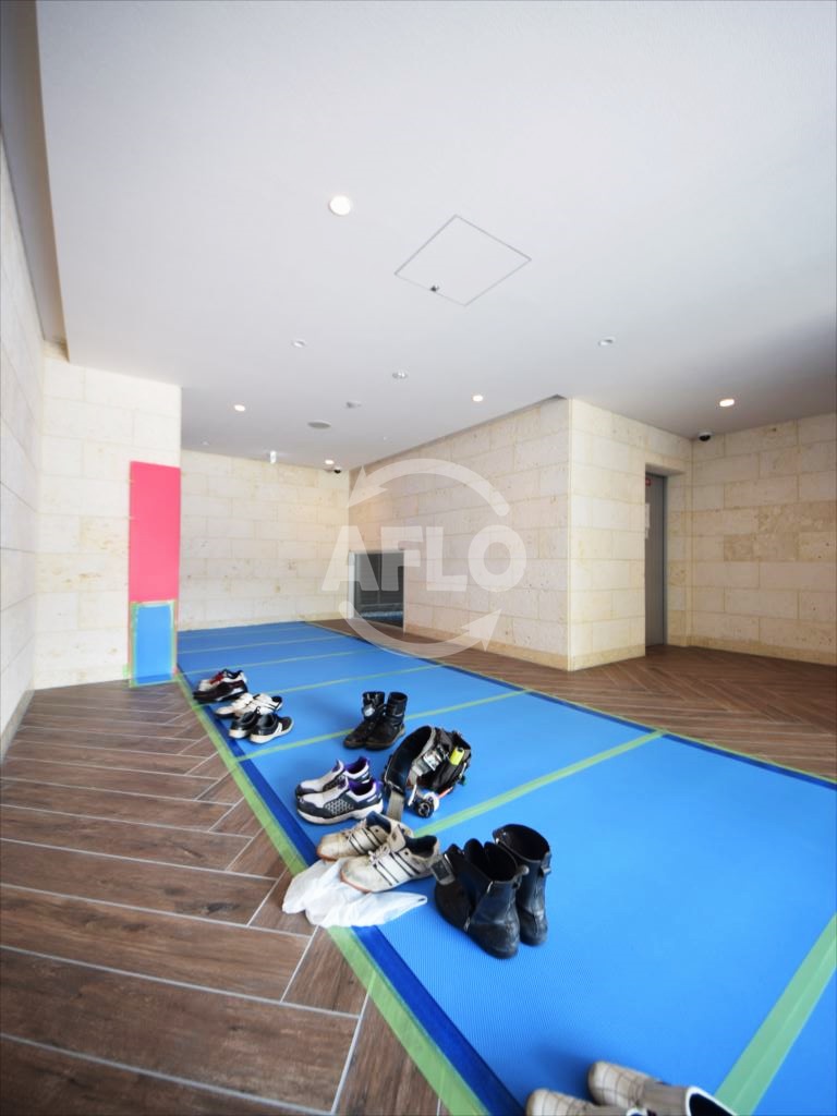 ロビー　エステムコート南堀江IIIチュラ　ロビー