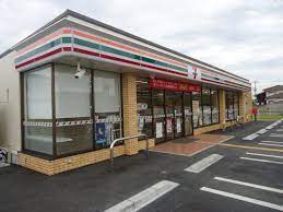コンビニ　セブンイレブン 社梶原店（コンビニ）まで604m