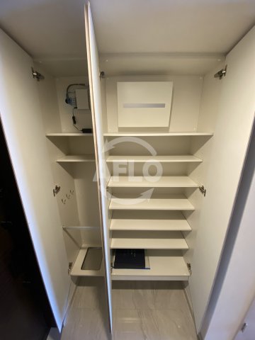 収納　ザ・パークハウス中之島タワー　下駄箱