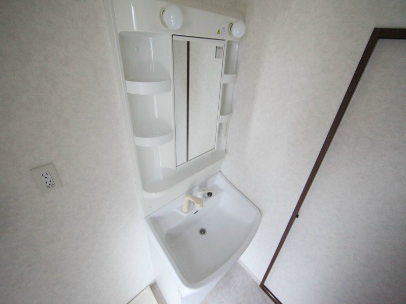 洗面設備　脱衣場　独立洗面台（シャンプードレッサー）