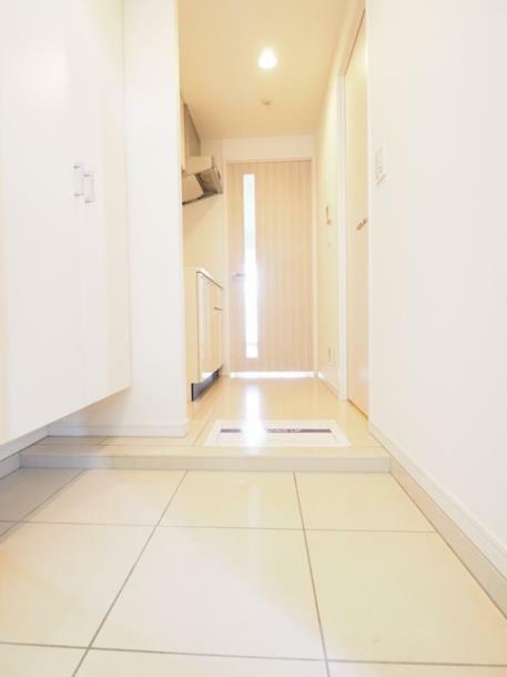 玄関　他部屋参考写真