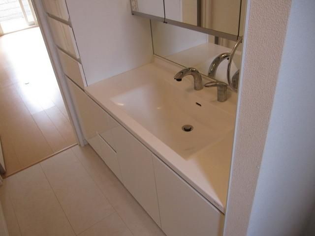 洗面設備　★便利な洗面台です★