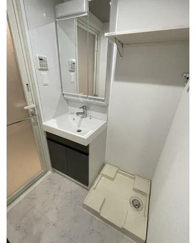 洗面設備　身支度に欠かせない独立洗面台♪