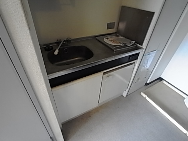 キッチン　安心・安全の電機コンロです。