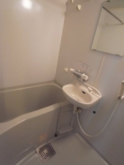 バス・シャワールーム　※同仕様写真