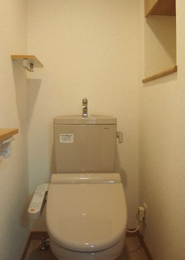 トイレ　ウォシュレット付トイレ♪