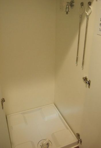 その他設備　室内洗濯機置場(同一仕様写真）