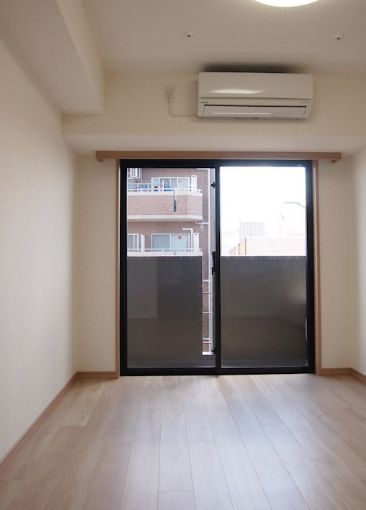 居室・リビング　フローリングでお掃除ラクラク♪