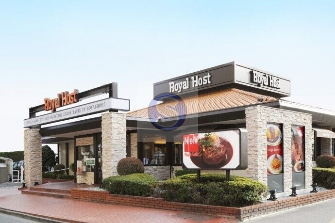 飲食店　ロイヤルホスト北山店（飲食店）まで122m