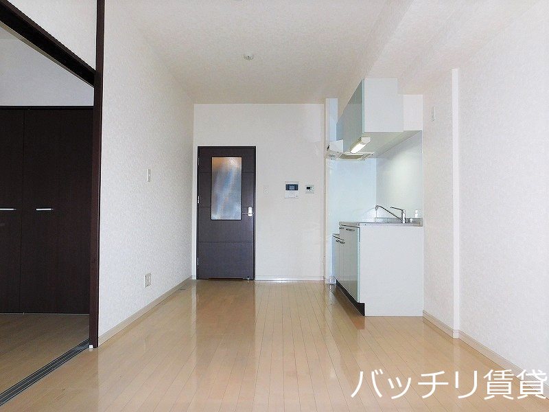 居室・リビング　別号室写真のため、現況を優先いたします。