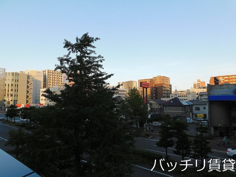 バルコニー　別号室写真のため、現況を優先いたします。