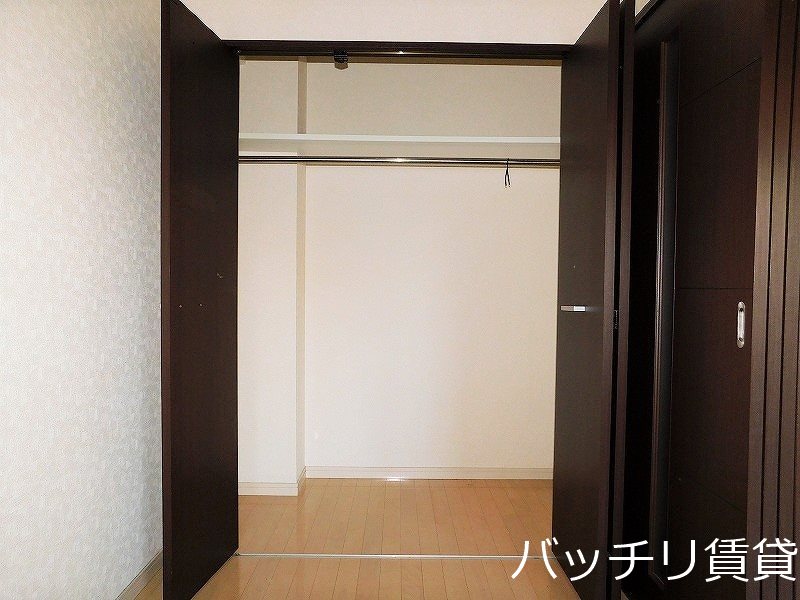 収納　別号室写真のため、現況を優先いたします。