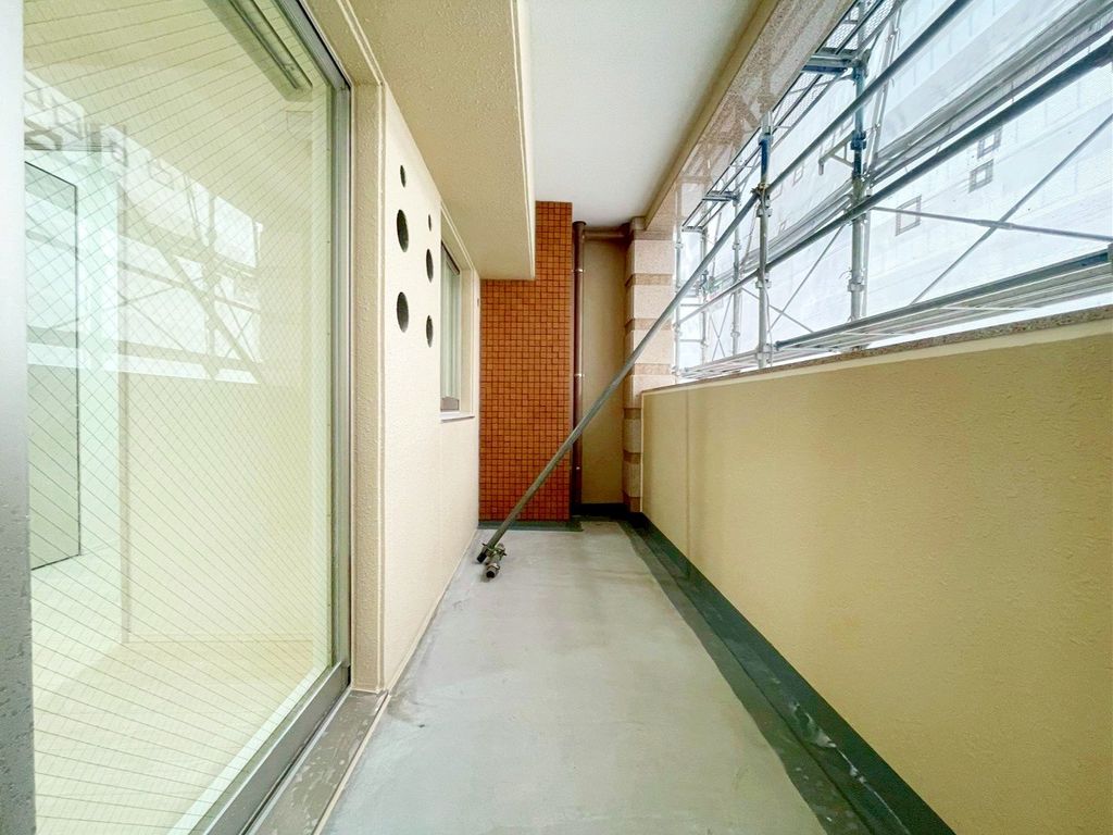 バルコニー　バルコニー