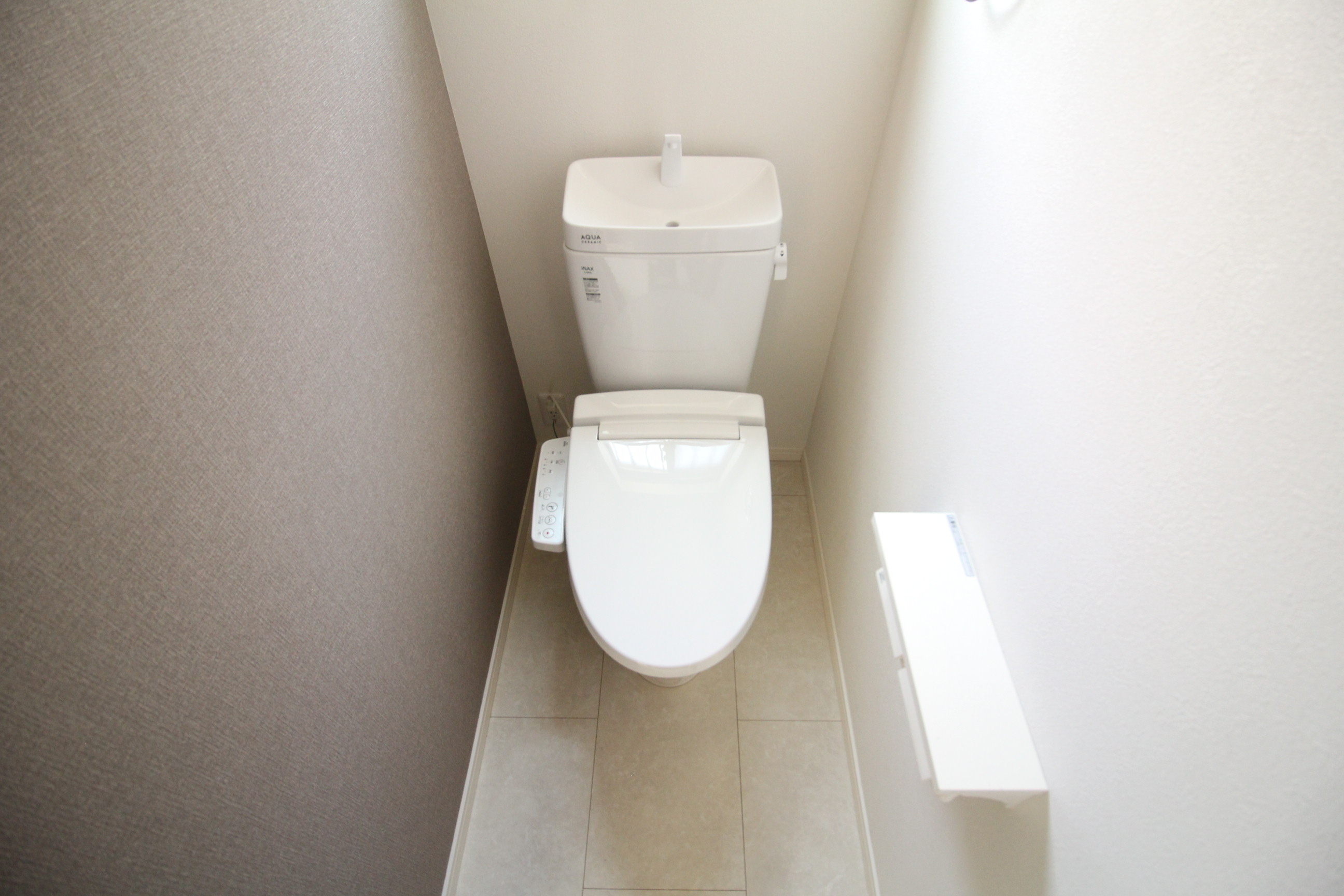 トイレ　温水洗浄便座♪