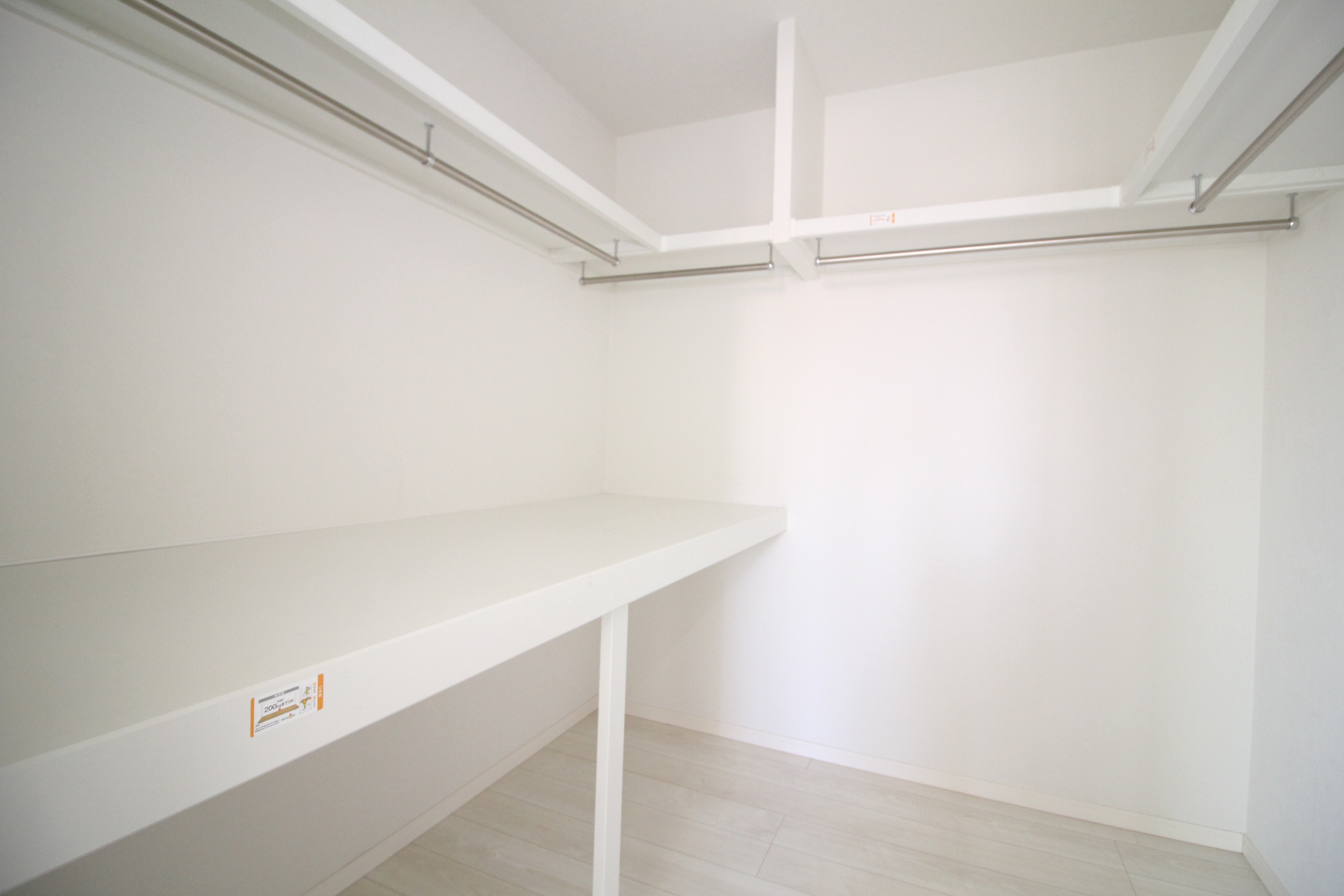 収納　6帖居室の3.1帖クローゼット♪