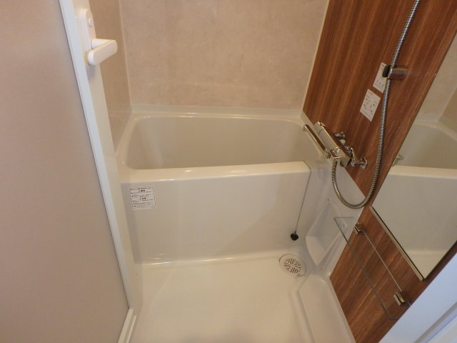 バス・シャワールーム　他のお部屋の参考写真となります。