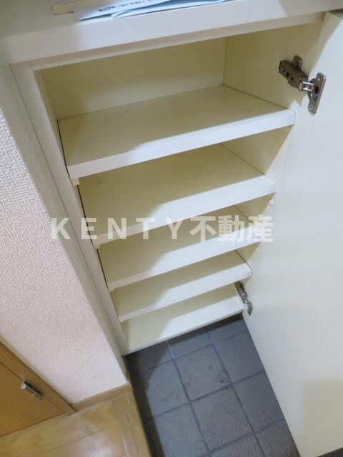 その他設備　シューズボックス