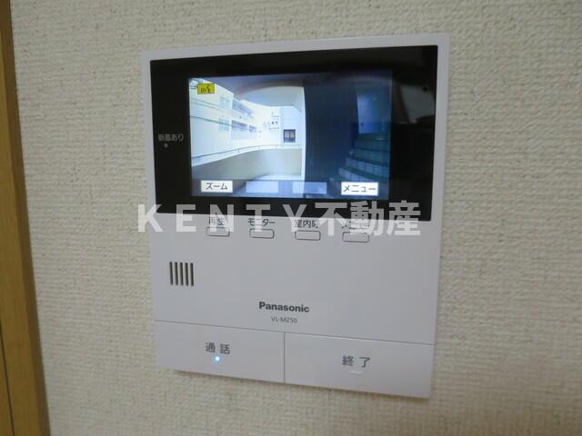 セキュリティ　モニター付きインターホン