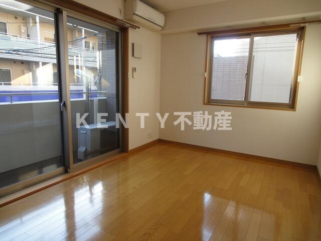 居室・リビング　ゆったりとした居間です