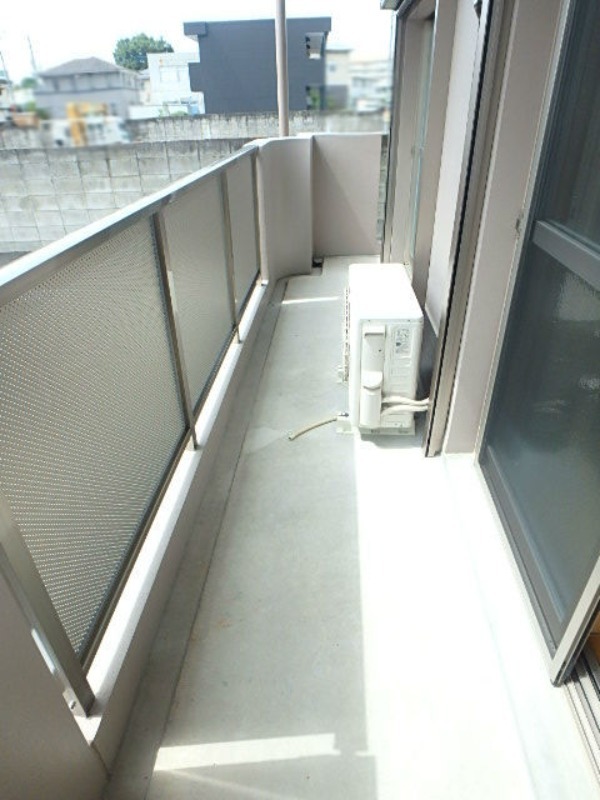 バルコニー　図面と現状に相違がある場合には現状を優先