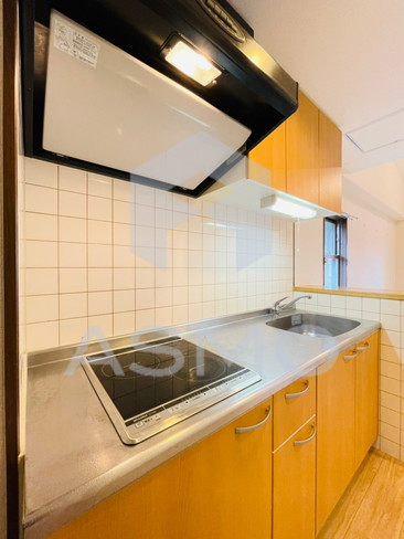 キッチン　同マンション別部屋　参考写真