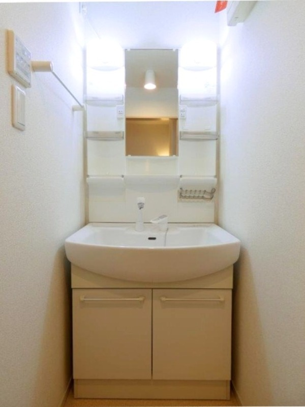 洗面設備　図面と現状に相違がある場合には現状を優先